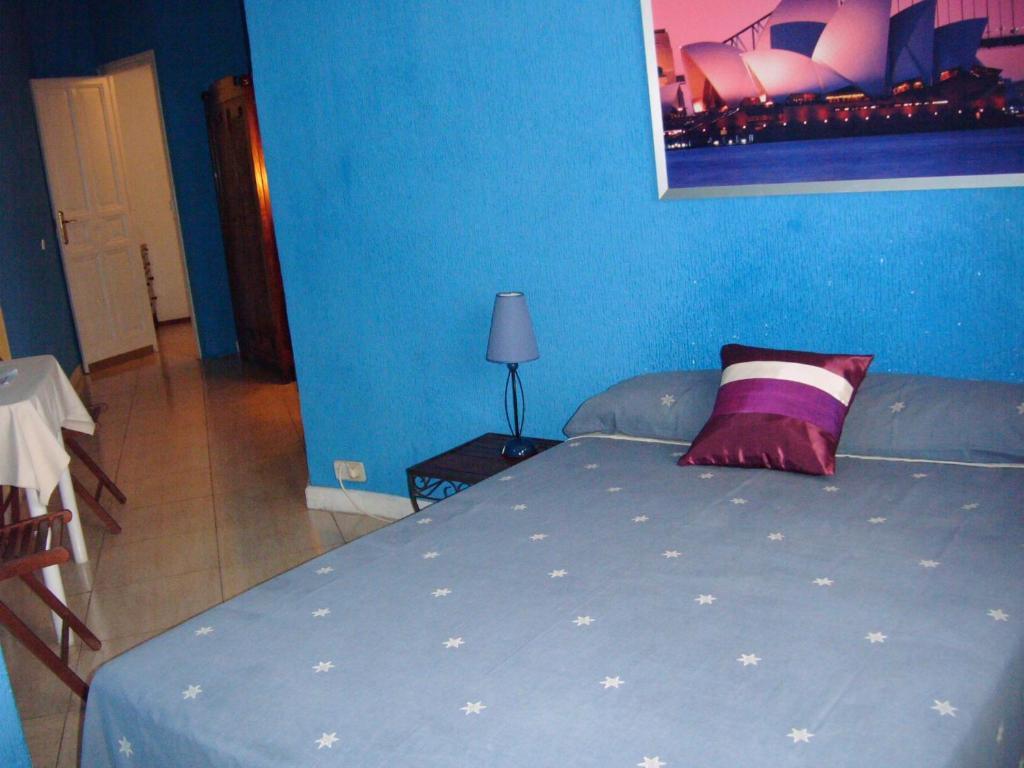 Puerta Del Sol Rooms Мадрид Номер фото