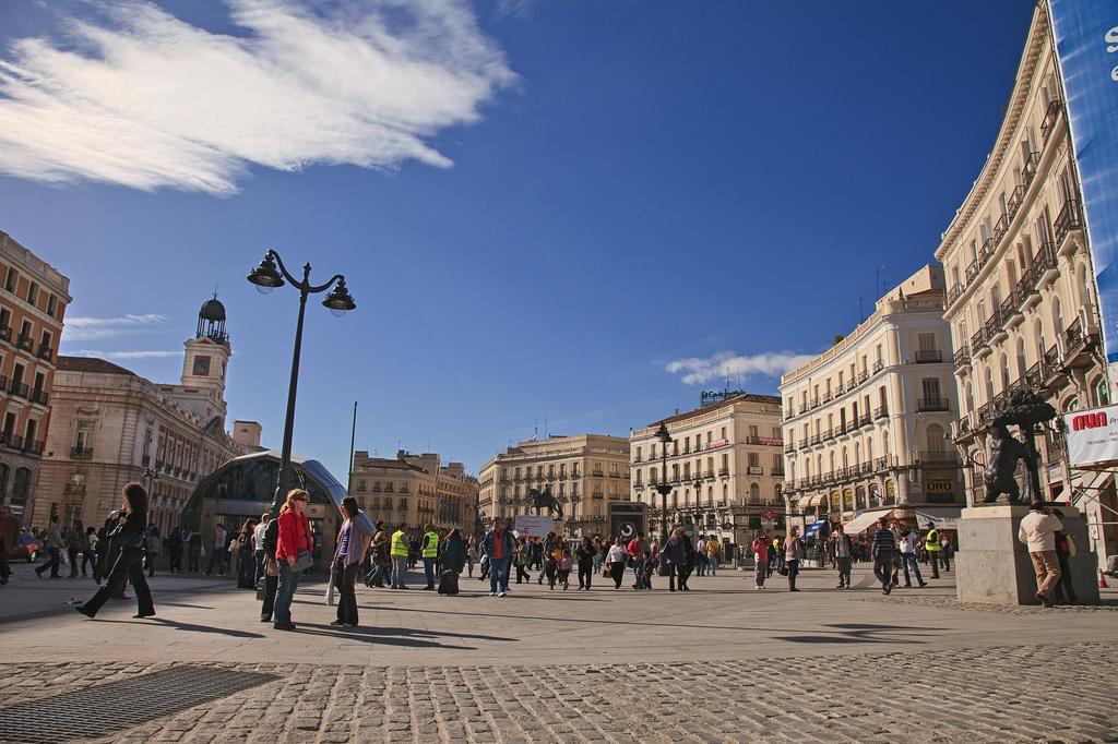 Puerta Del Sol Rooms Мадрид Экстерьер фото