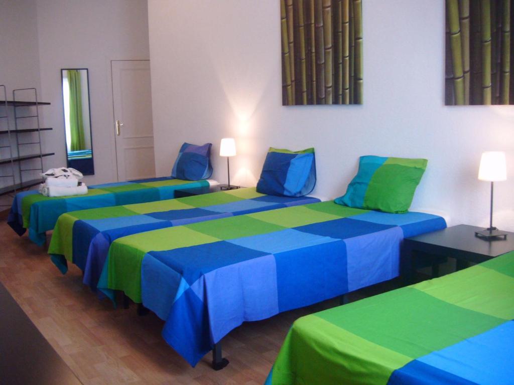 Puerta Del Sol Rooms Мадрид Номер фото