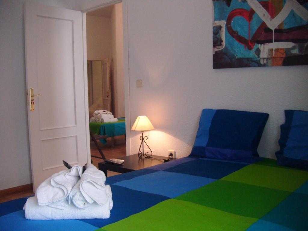 Puerta Del Sol Rooms Мадрид Номер фото