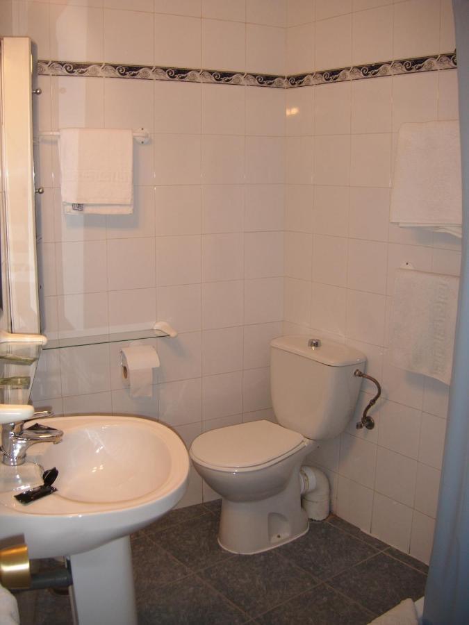 Puerta Del Sol Rooms Мадрид Номер фото
